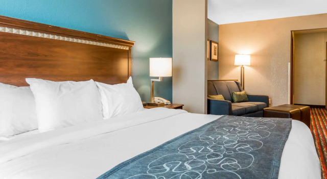 Номер Standard Comfort Suites Fairview Heights Saint Louis