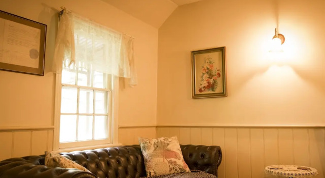 Spetts Cottage, Book Feriehus Hoteller i Walhalla med parkering, Parkering