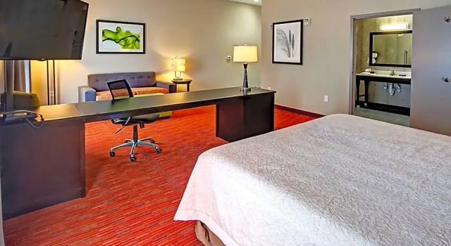 Студия Hampton Inn and Suites Ada