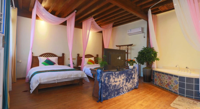 Hua Linglong Courtyard Inn, Prenota Hotel Hotel a Lijiang con piscina, Piscina