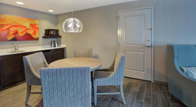 Полулюкс Hilton Garden Inn Chesterton