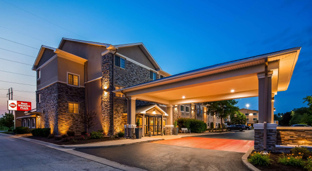 Best Western Plus North Joliet, Buchen Sie Hotel Hotels in Illinois mit Pool, Schwimmbad