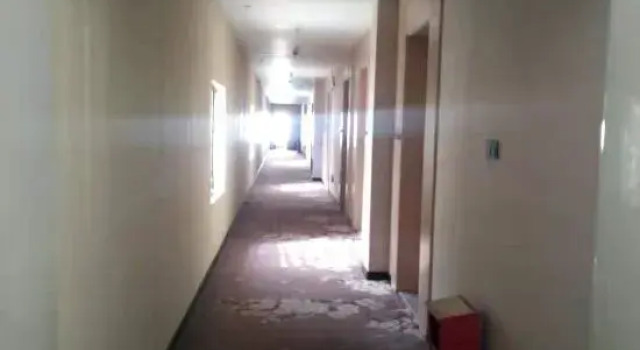 Quick Hotel (Shenzhen Honggui Road)