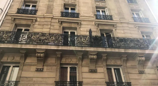 ARC DE TRIOMPHE-CARNOT Luxury & Design, Забронировать Бутик-отель Отели Парижа с парковкой, рядом с Виктор Гюго, Парковка