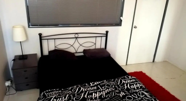 PORT very near fast Wi-Fi Netflix ROOM2, Забронировать Отель Пирей Острова Саронического залива - Аттика, рядом с Никия
