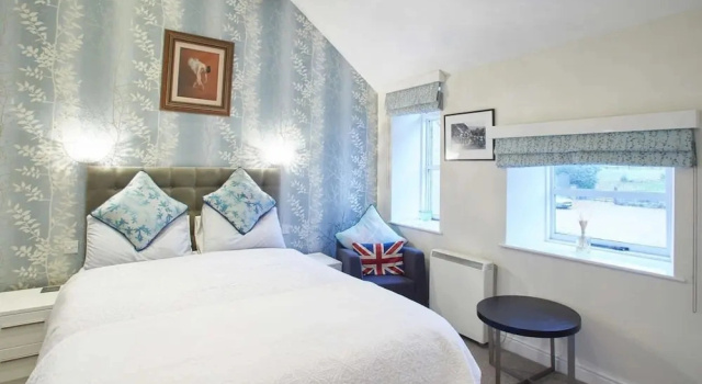 Host Stay Rosella Cottage, Rezervați Casă de vacanță Cabane în Yorkshire Moors, Casetă