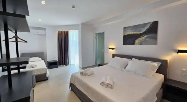 Adele Hotel Ksamil, Забронировать Отель Отели в центре Ксамил, в центре