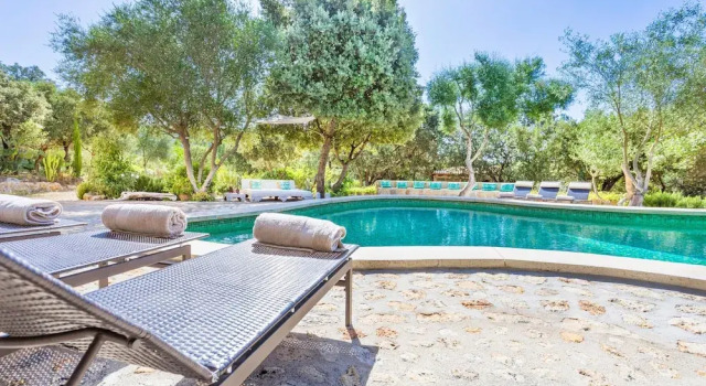 Вилла Sa Garriga in Inca With 4 Bedrooms and 3 Bathrooms