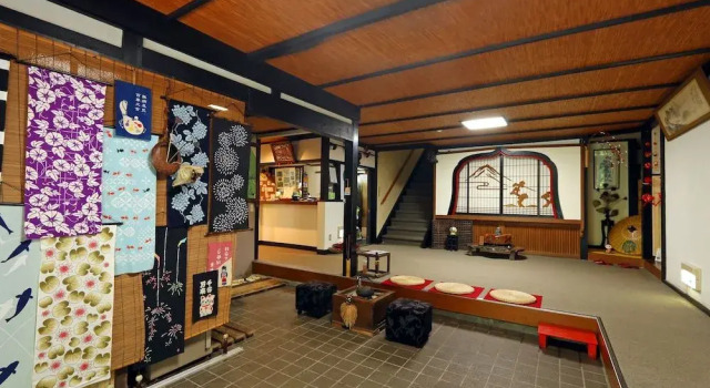 Shukubo Kansho-in Temple Sanrakuso, Boek Pension Hotels in Daisen met parkeren, Parkeren