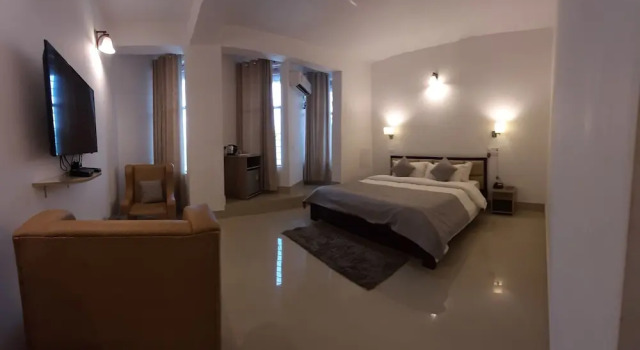 Hotel Saramati