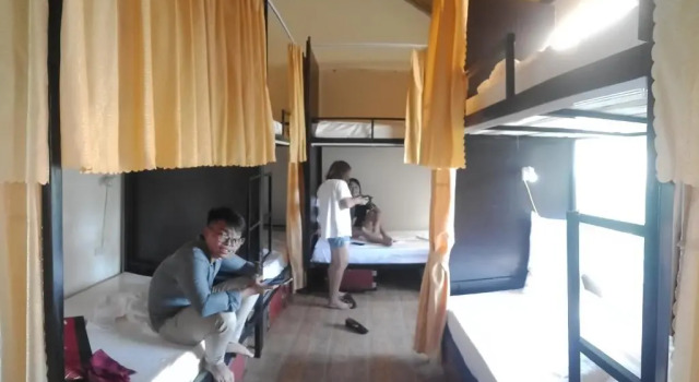 Кровать в общем номере Tam Coc Palm House