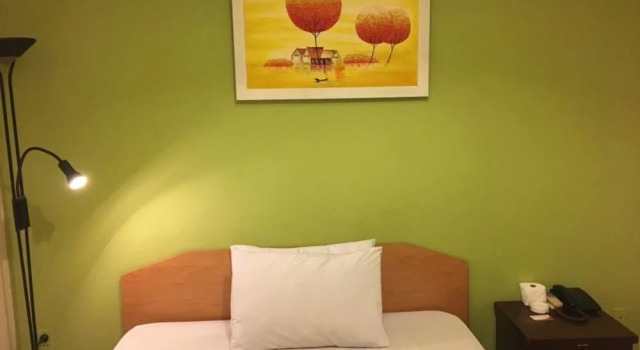 Gia Huyen 1 Hotel