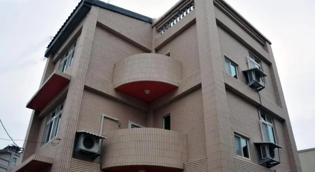Четырёхместный номер Standard с красивым видом из окна 海豐民宿 Haifeng Bed and Breakfast