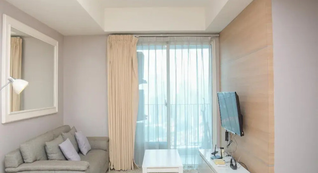 Homey And Cozy Stay 2Br At Casa Grande Apartment, Забронировать Апартаменты/квартира Апартаменты Джакарты, рядом с Торговый центр Epicentrum Walk, Апартаменты/квартира