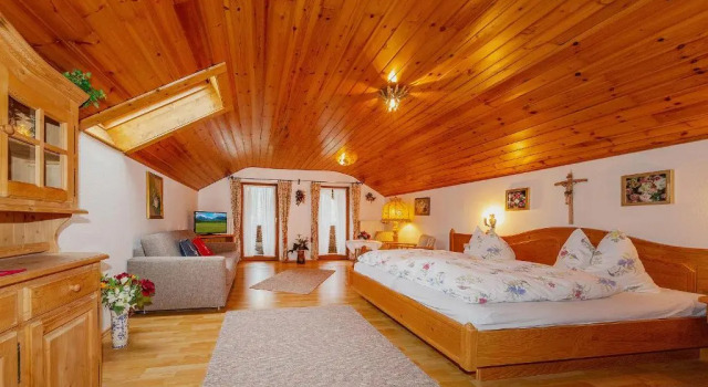 Gröbl-Alm Haus zur schönen Aussicht, Prenota Hotel Ettal Ammergau Alps