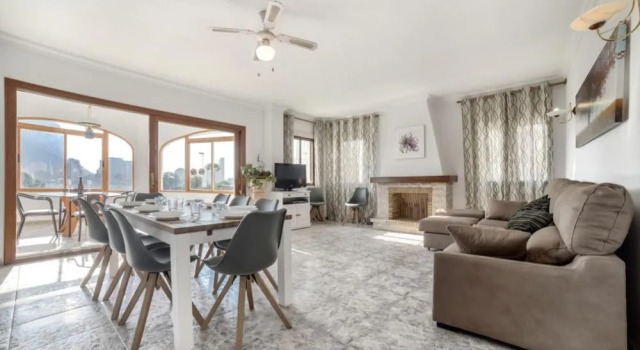 Villa in Calpe - 104270 by MO Rentals, Забронировать Вилла Отели Кальпе с бассейном, Бассейн