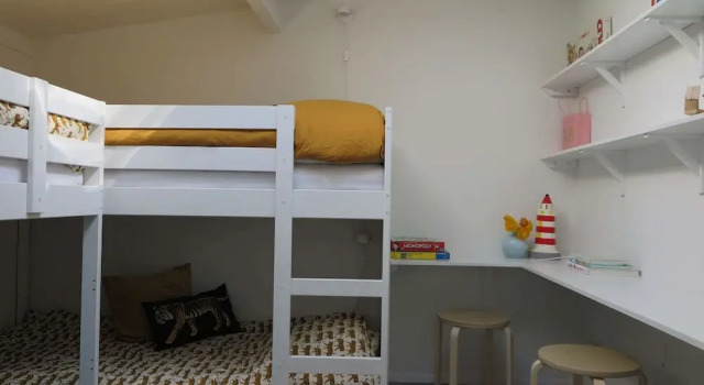 Коттедж Holiday Home in Dishoek near Southern Beach