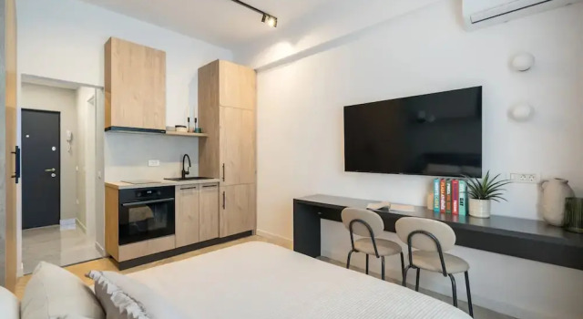 Central Studio Near Cismigiu Piata Universitatii, Забронировать Апартаменты/квартира Бухарест Muntenia, рядом с Музей коллекций произведений искусства