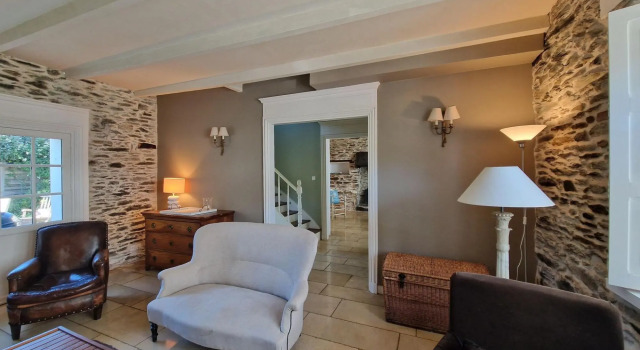 Very pretty Breton house in the heart of Locquirec, 100 m from the beach, Rezervasyon Otel Locquirec Finistère