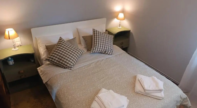 Betty's Garden House, Book Hotel Nea Anchialos Thessalia