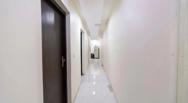 OYO 72025 Sairaj Palace, Забронировать Отель Отели штата Махараштры 3 звезды, 3*
