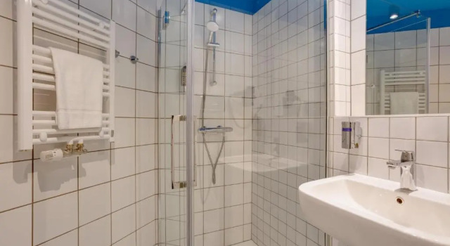 Трёхместный номер Standard MEININGER Hotel Bruxelles Gare du Midi