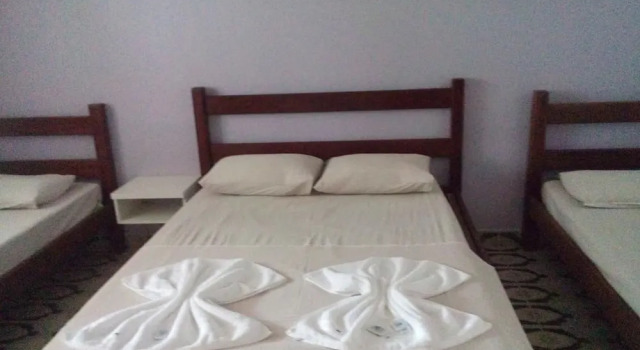 Четырёхместный номер Standard с балконом Hotel Pousada Chalé do Coqueiral