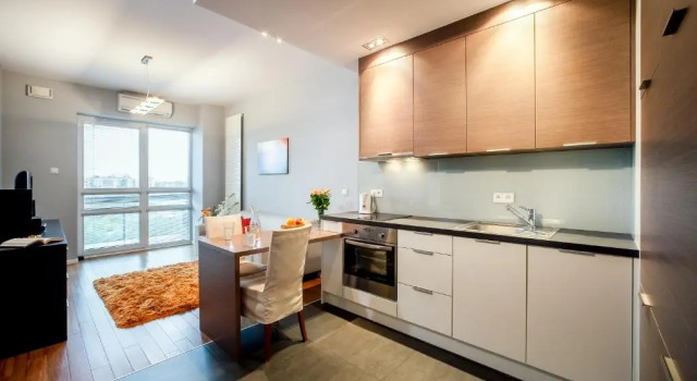 Студия Platinum Towers E-Apartments