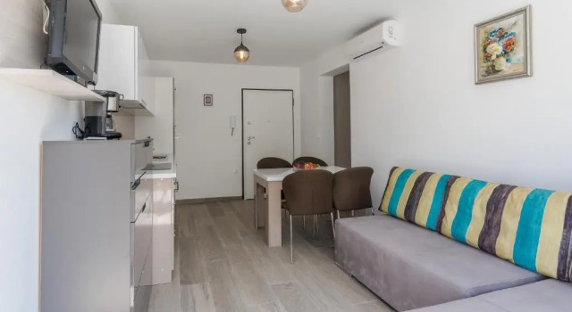 Апартаменты Цокольный этаж Apartments Sunrise