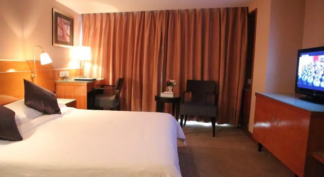 Guangzhou Hong Fan Hotel (Yihe)
