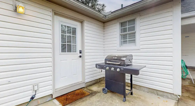 Коттедж Dog-friendly Yard! Retreat 11 Mi to Destin & Beach