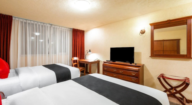 Quinta del Rey Express, Rezerwuj Hotel Hotele w Toluca z parkingiem, Parking