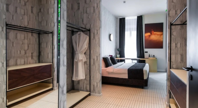 Люкс King с джакузи Stories Boutique Hotel
