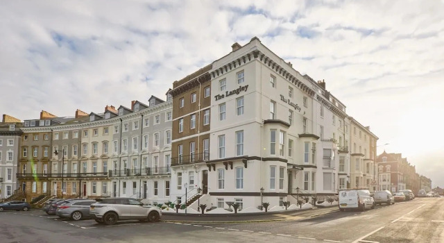 The Host Stay The Langley Hotel Apartment 2, Book Lejlighed West Cliff Merseyside