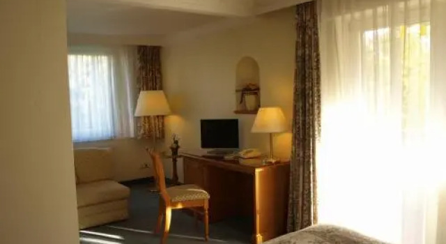 Parkhotel, Забронировать Отель Бад-Вюнненберг Paderborner Land, рядом с Защитная башня