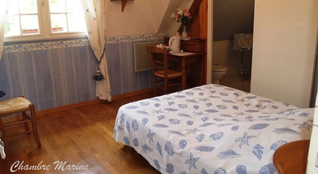 Chambres d'hotes de la Ville Patouard, Varaa Hotelli Hotellit Côtes-d'Armor pysäköinnillä, Pysäköinti
