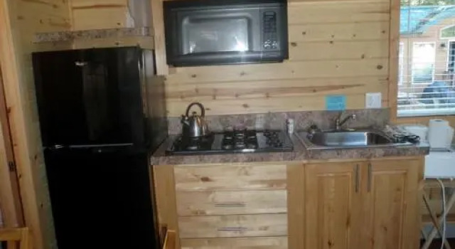 Seaside Camping Resort Cottage 9, Buchen Sie Campingplatz Camping & Glamping in Oregon, Campingplatz