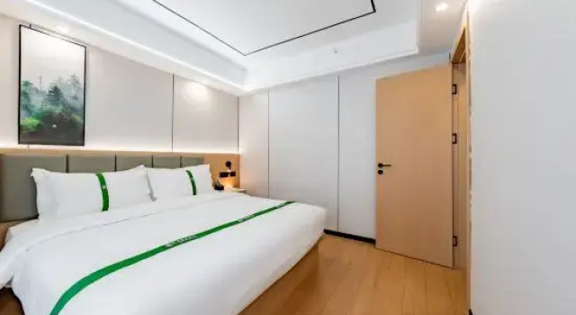 Люкс GreenTree Inn Select Hotel (Hohhot First Hospital Branch)