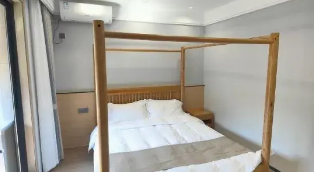 Люкс Deluxe Zhenye Lumingyuan Homestay