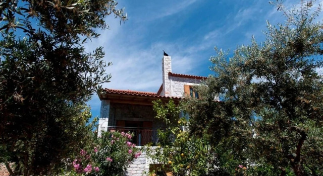 Seaside Serenity - Stylish Seaview Home, Prenota Villa Ville a Messenia, Villa