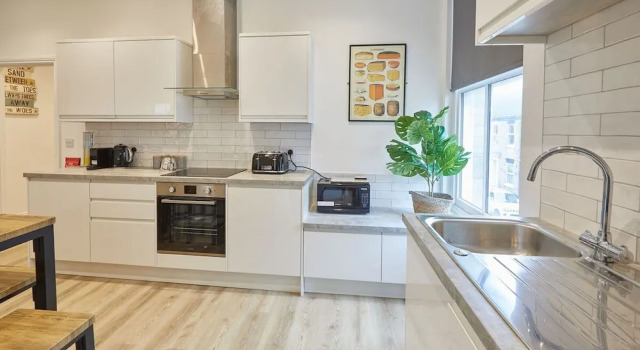 Апартаменты Host & Stay - Cornerhouse Apartments