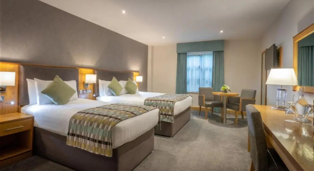 Семейный номер Standard Westgrove Hotel