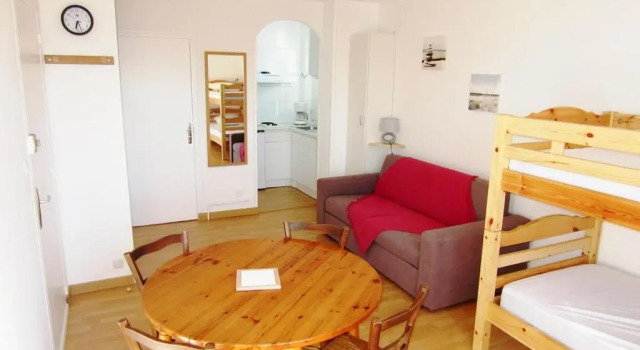 Appartement Pour 4 Personnes Face A La Plage De La Graviere- Residence San Michele