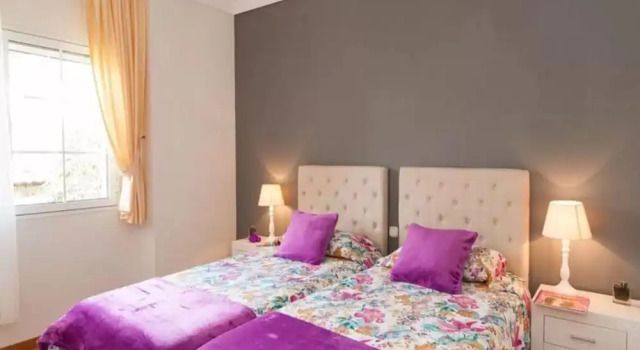 House in Las Palmas de Gran Canarias - 102710 by MO Rentals, Prenota Hotel Hotel a Gran Canaria con piscina, Piscina