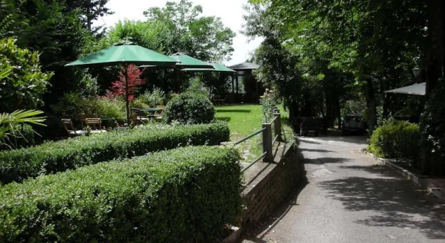 Hotel Paradiso, Rezervovat Hotel Amandola 