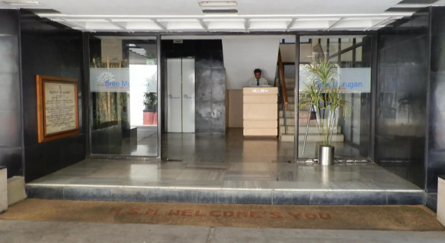 Capital O 12811 Hotel Sree Murugan, Забронировать Отель Отели штата Тамилнада с завтраком, Завтраки