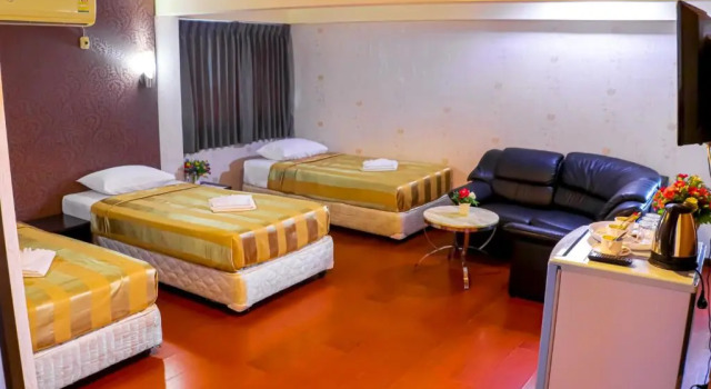 Visiting Card Hotel & Resort, Забронировать Курортный отель Курортные отели Бангкока, рядом с Krungthai Bank Head Office, Курортный отель