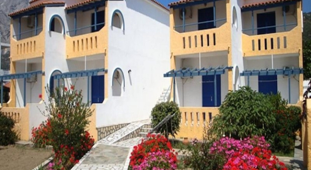 Pavlis Studios Kampos, Забронировать Отель Отели Northern Aegean Islands с парковкой, Парковка