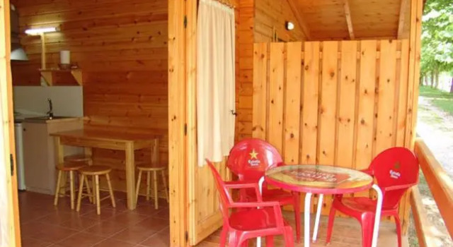 Camping Ribera del Ara, Book Campground Hotels in Aragon with Parking, Parking