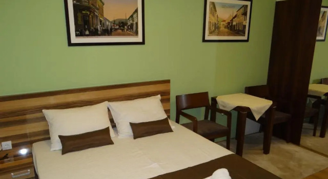 Apartments Bohemia - Center, Buchen Sie Ferienwohnung Čajetina 